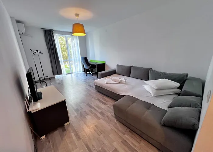 Coralia Luna Park מאמאיה