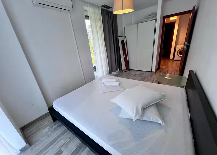 Coralia Luna Park * מאמאיה