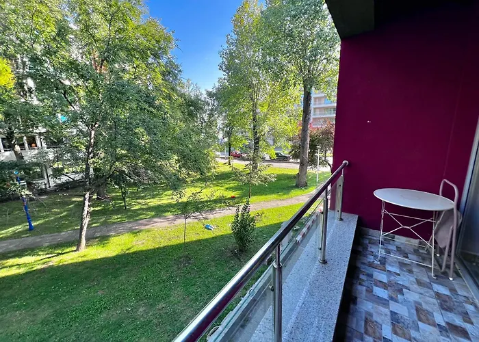 Coralia Luna Park מאמאיה