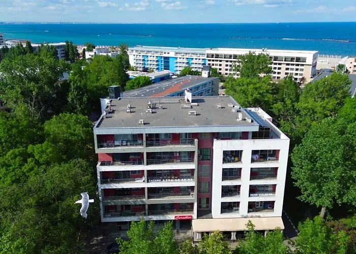 Coralia Luna Park מאמאיה