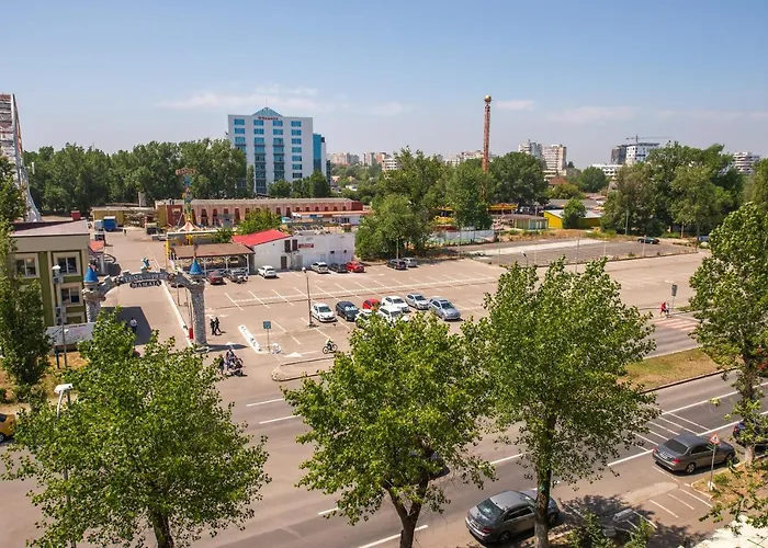 Coralia Luna Park דירה